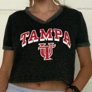 University of Tampa Sweatshirt T-shirt (Size Small)